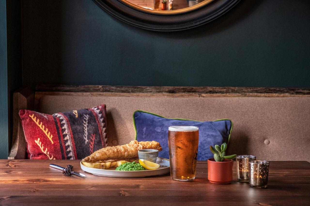 The Globe Inn Wells-next-the-Sea Esterno foto